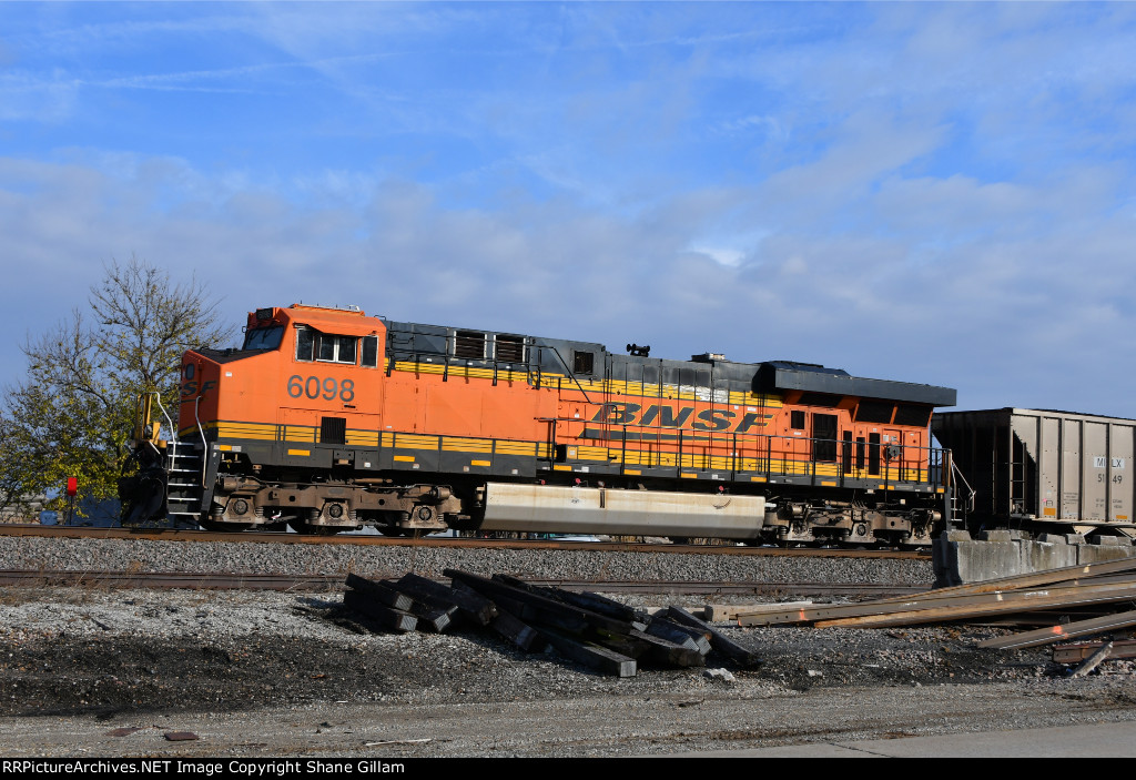 BNSF 6098 Roster shot